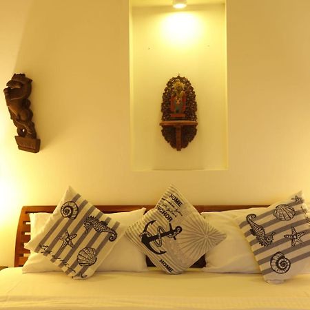 Vala House Hotel Черай Бийч Екстериор снимка