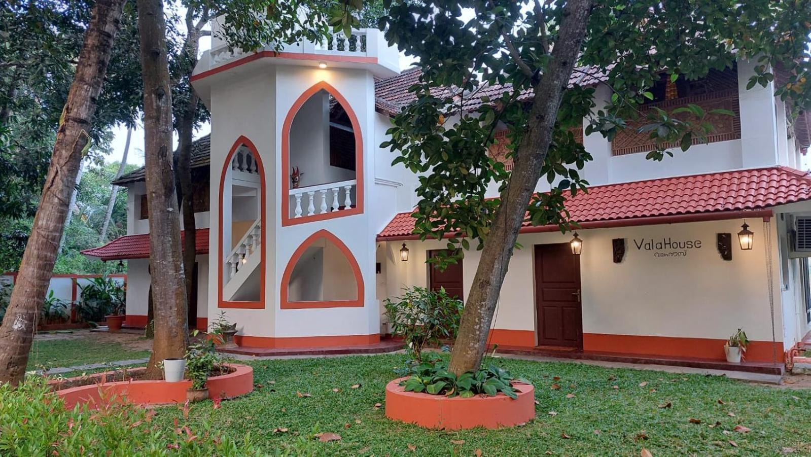 Vala House Hotel Черай Бийч Екстериор снимка