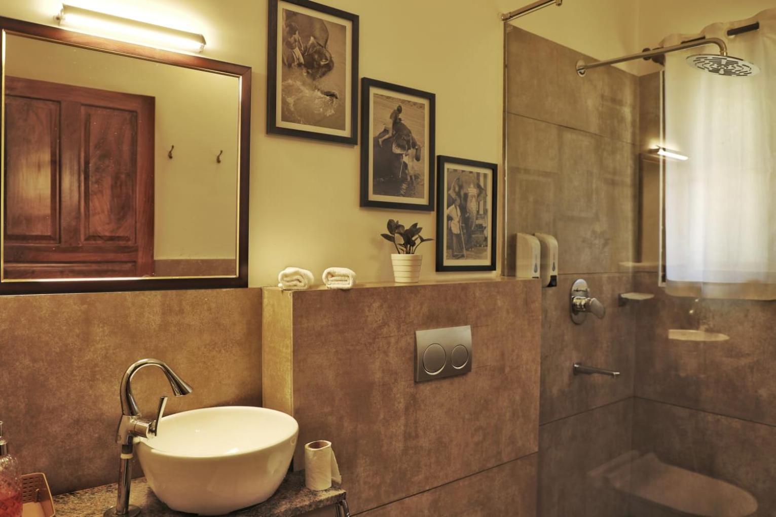 Vala House Hotel Черай Бийч Екстериор снимка